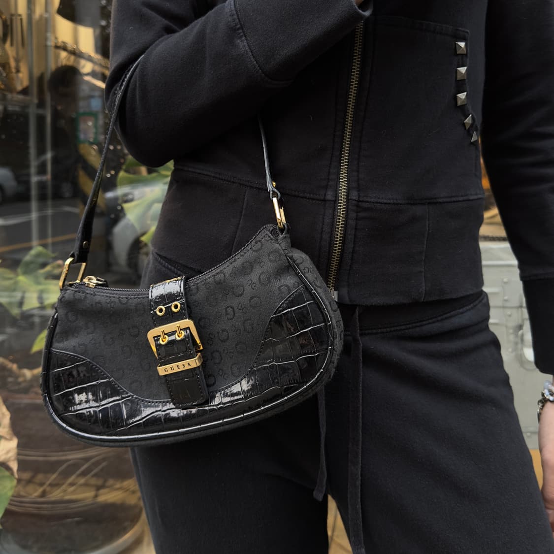 00s Y2K 게스 미니 버클 가방 상품이미지7