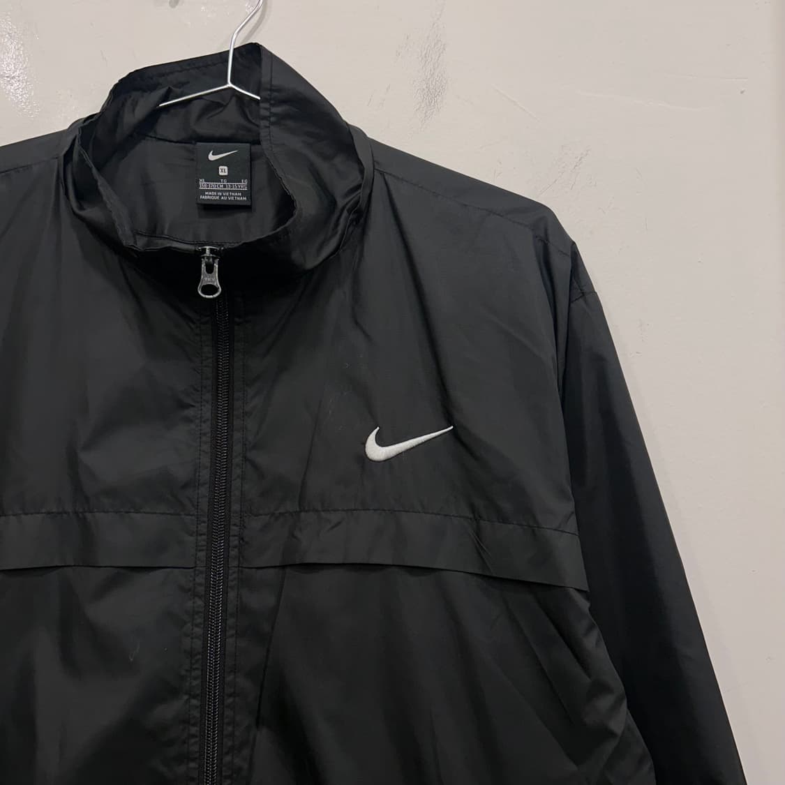 나이키 스몰로고 이너메쉬 절개 바람막이 상품이미지1