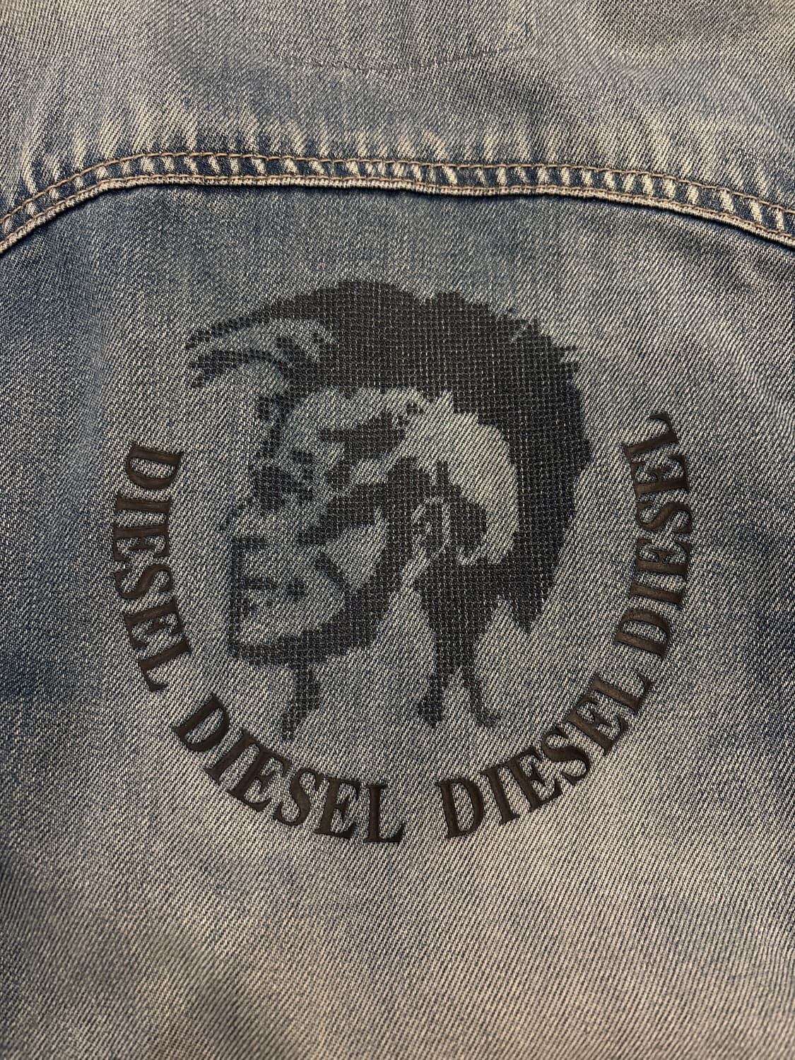 Diesel 1979년도 빈티지 데님 자켓 (자수 자켓) 상품이미지3
