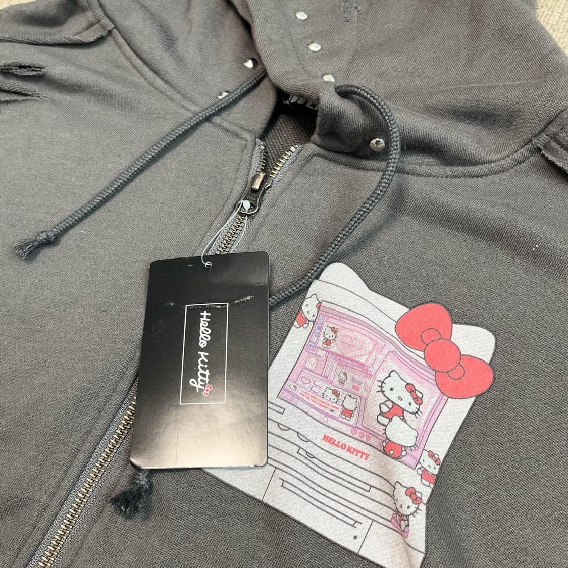 산리오 헬로 키티 Y2K 갸루 스터드 디스 후드 집업 상품이미지4