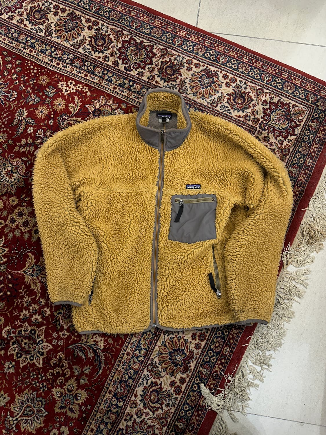 파타고니아 딥파일골드데낄라 M 상품이미지1