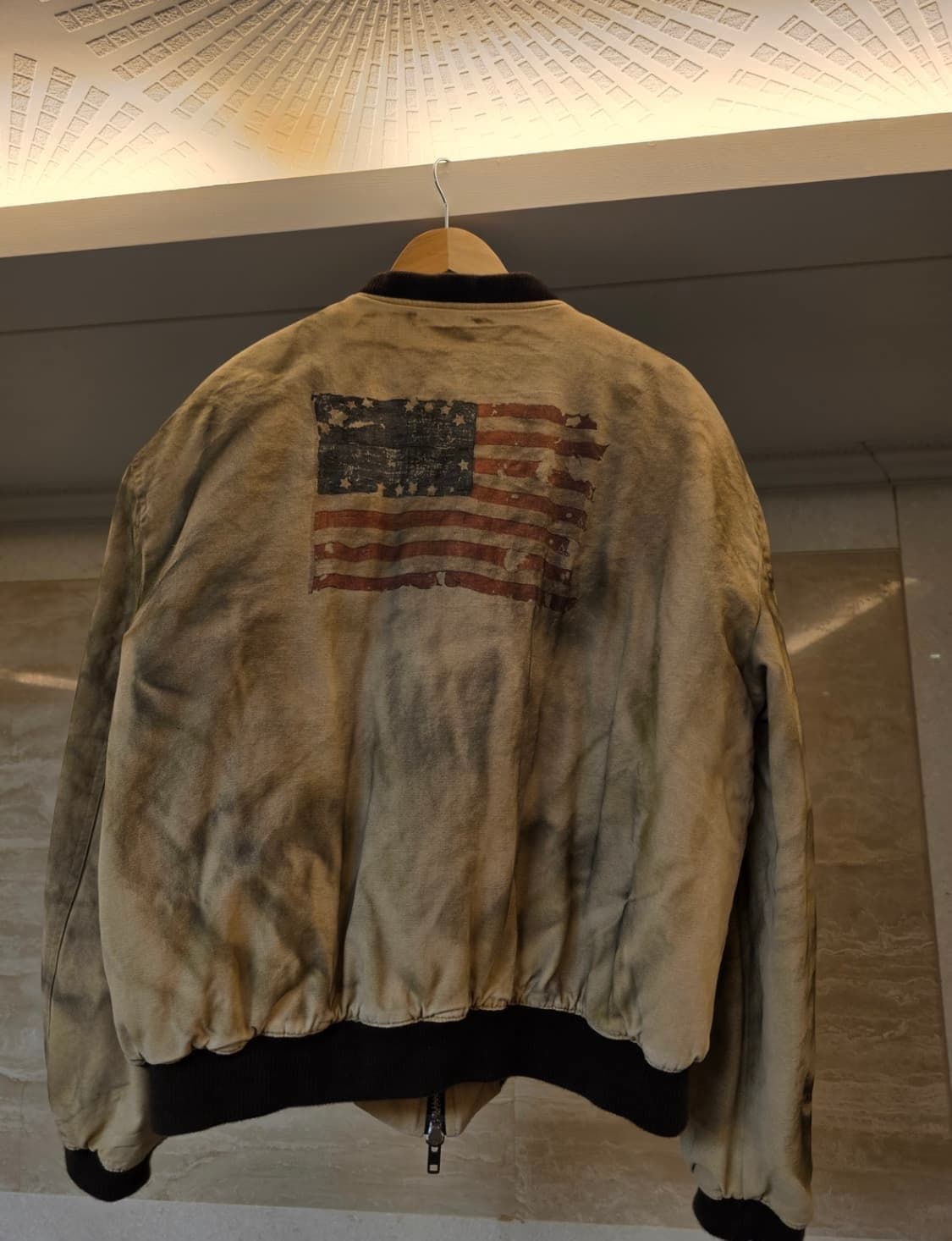 [1] 언더마이카 탑건 아메리카 플래그 워시드 봄버 더티 베이지 상품이미지2