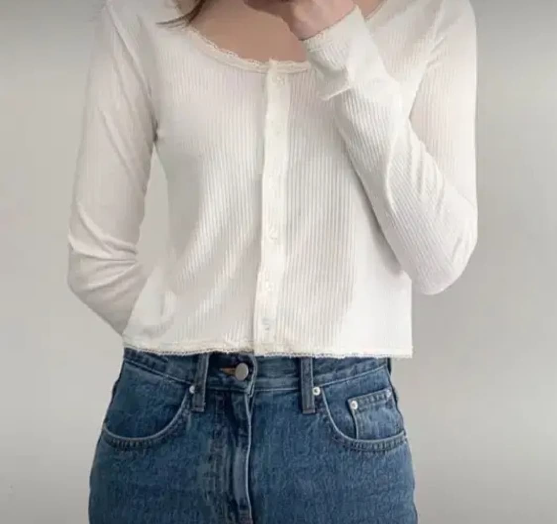 베지터블 코튼 레이스 크롭 가디건 네이비 상품이미지1