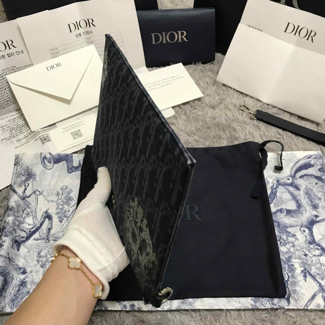 {클로젯}[백화점 풀구성+인보이스]디올 오블리크 A5 데님 클러치백 상품이미지6