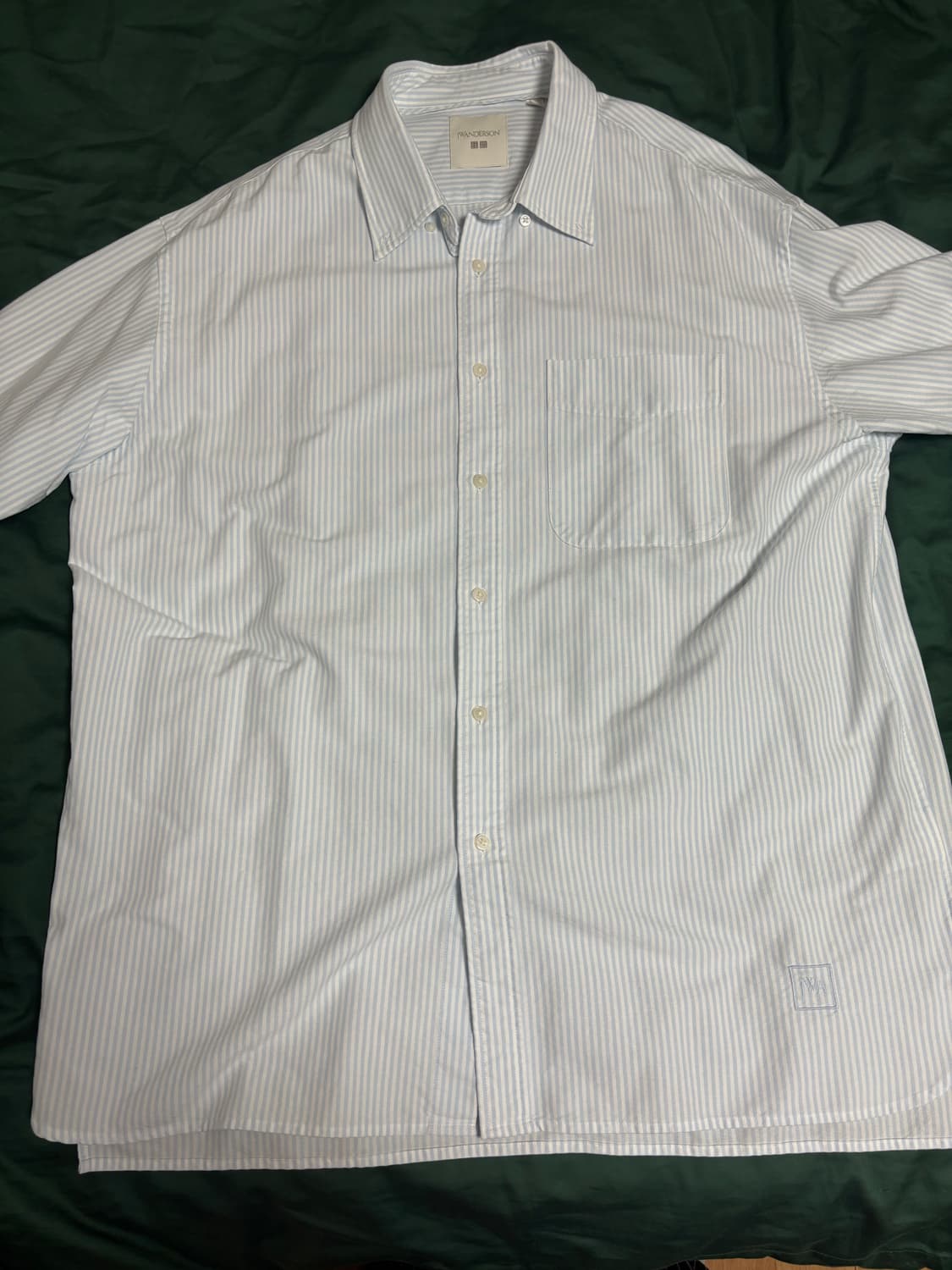 유니클로 X jw Anderson 셔츠 상품이미지3