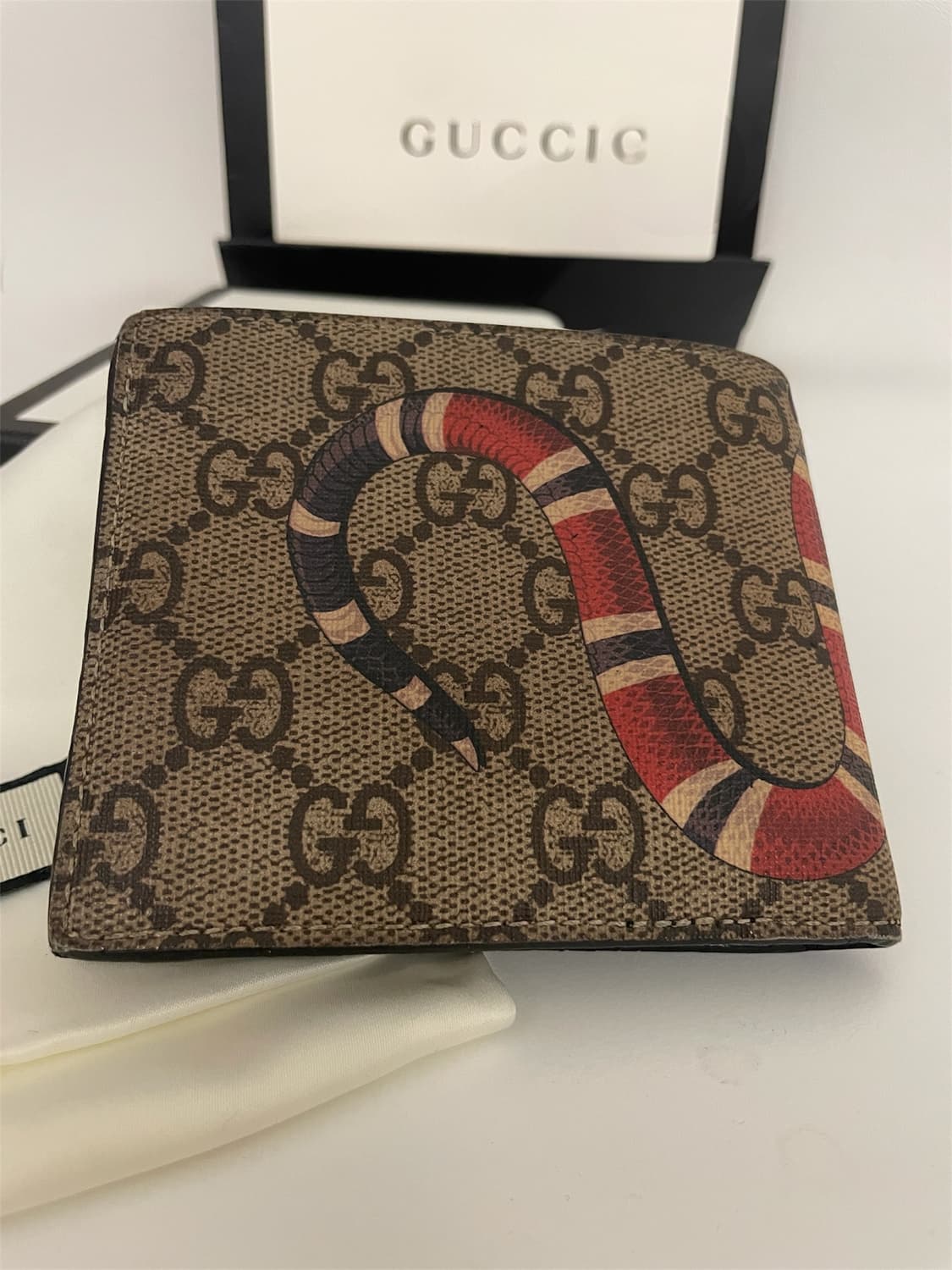 (정품) 구찌 스네이크 반지갑 풀박스 / 상태 좋음 / 바로 사용 가능 상품이미지3