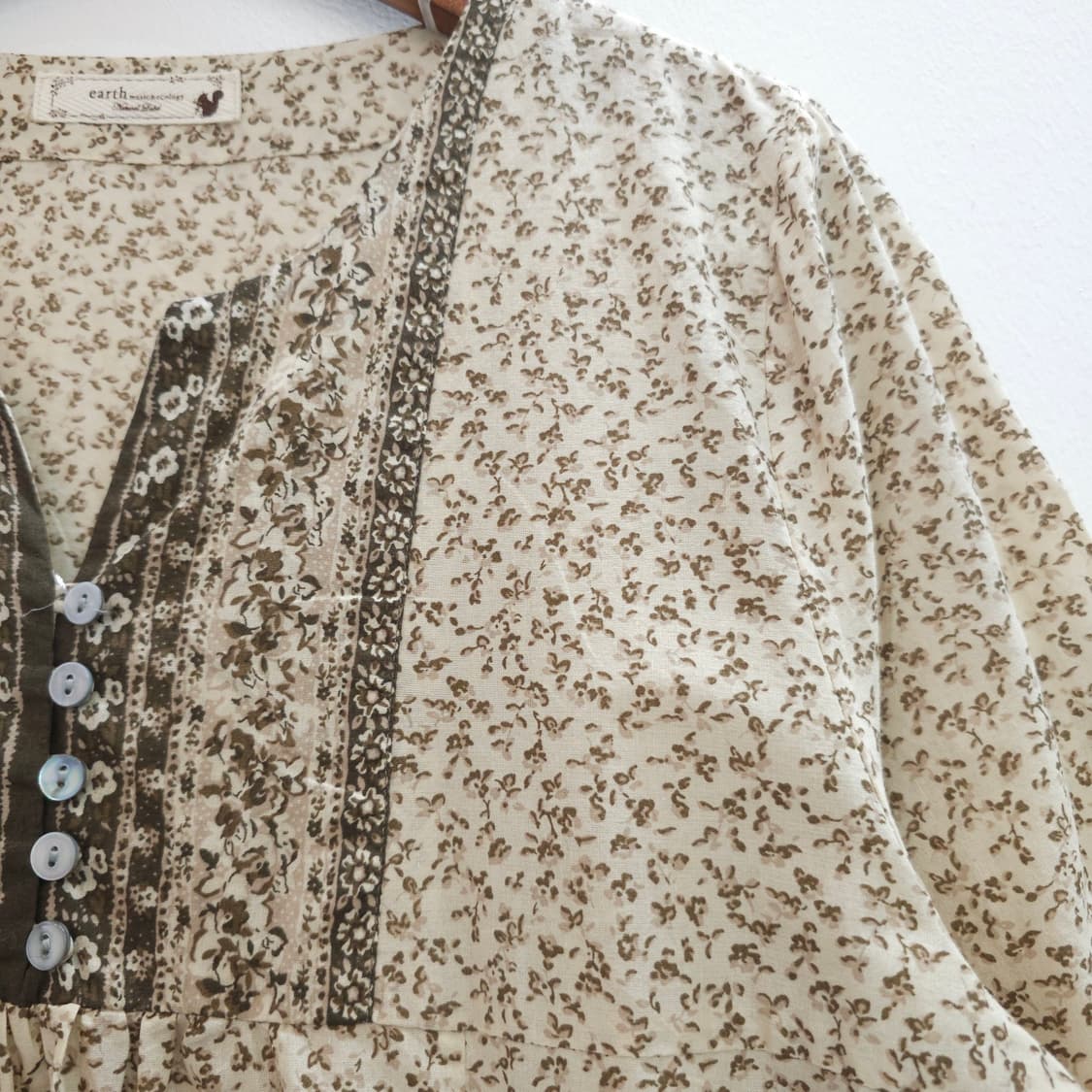 어스뮤직 플로럴 패턴 9부 포켓 원피스 상품이미지5