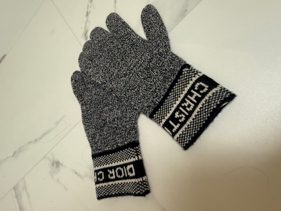 새상품 디올 장갑 여성 상품이미지1