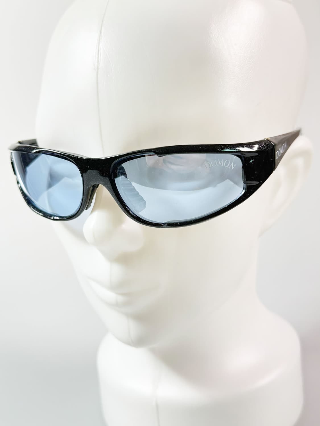 90s DOMON 스퀘어 랩어라운드 스포티 빈티지 틴트 선글라스 상품이미지8