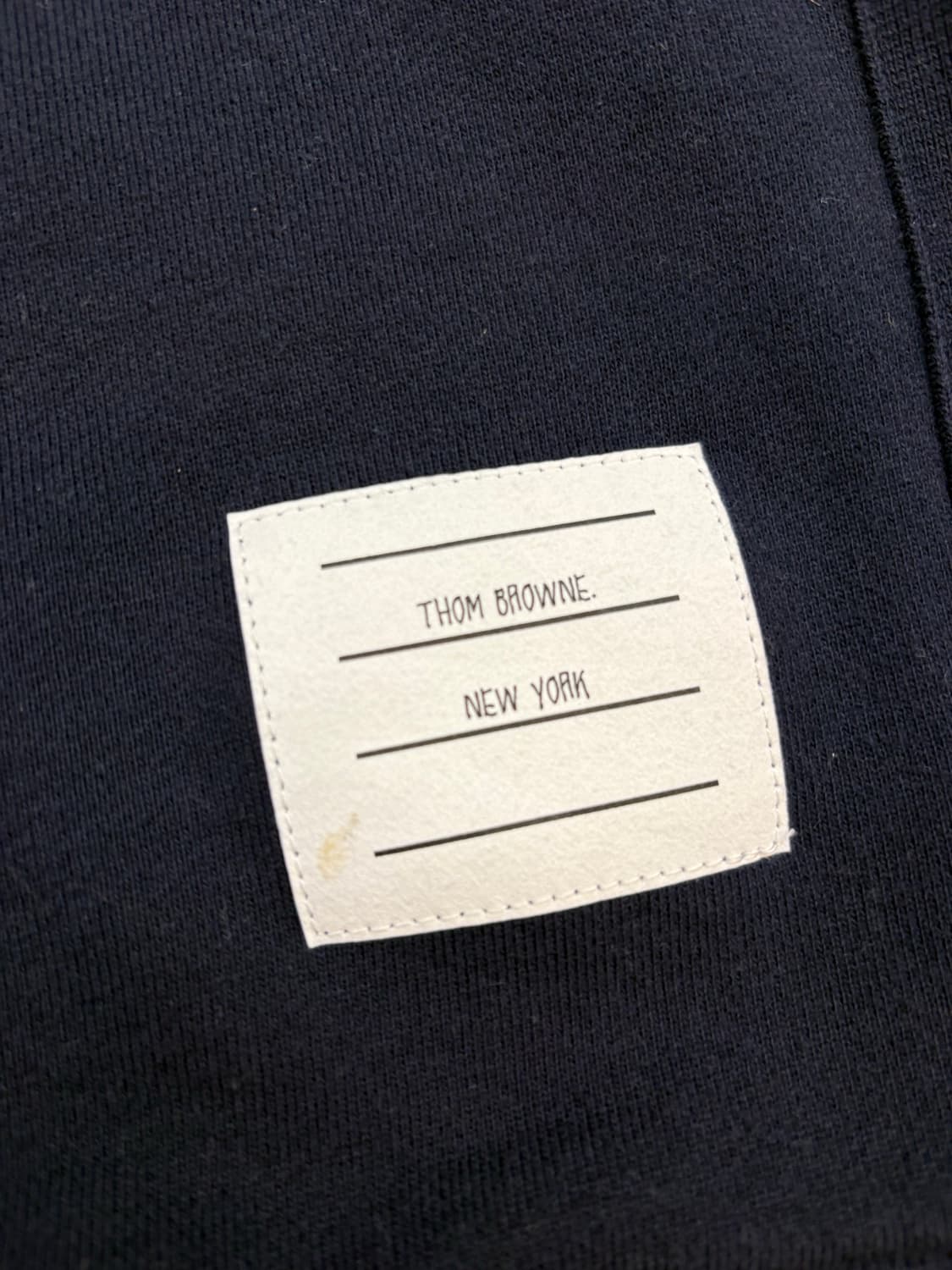 톰브라운 클래식 크루넥 맨투맨 상품이미지4