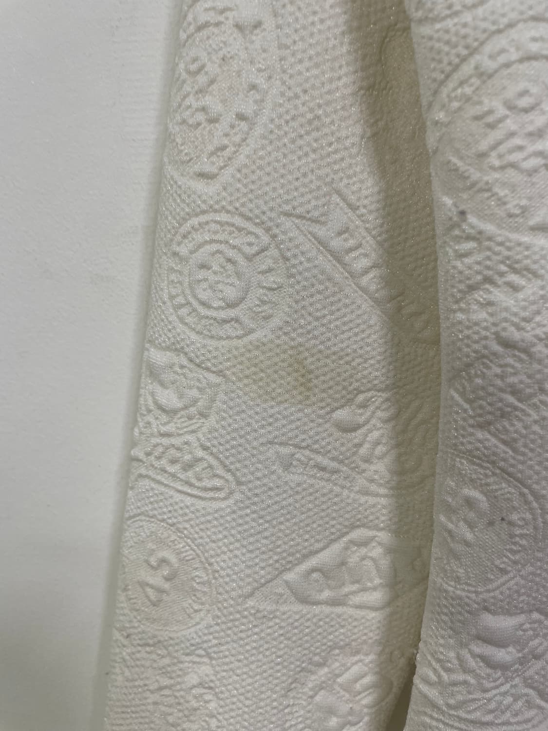 디즈니 화이트 엠보싱 후드집업 상품이미지7