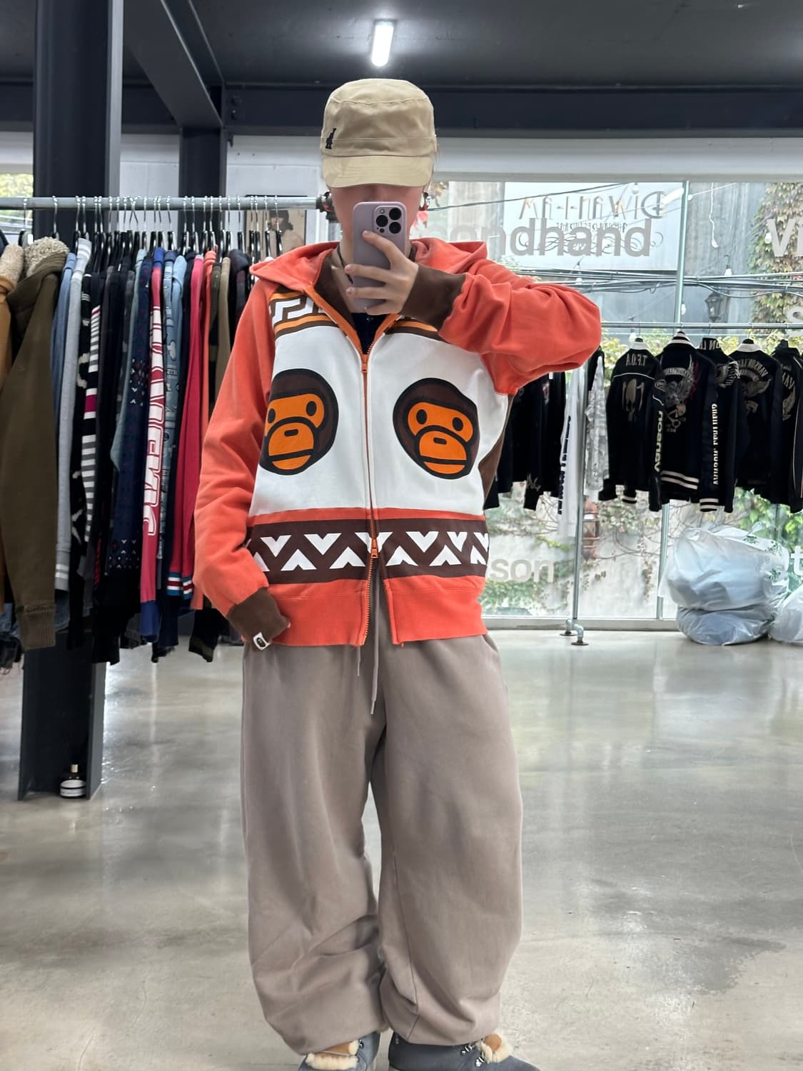 베이프 베이비마일로 패턴 래글런 후드집업 상품이미지4