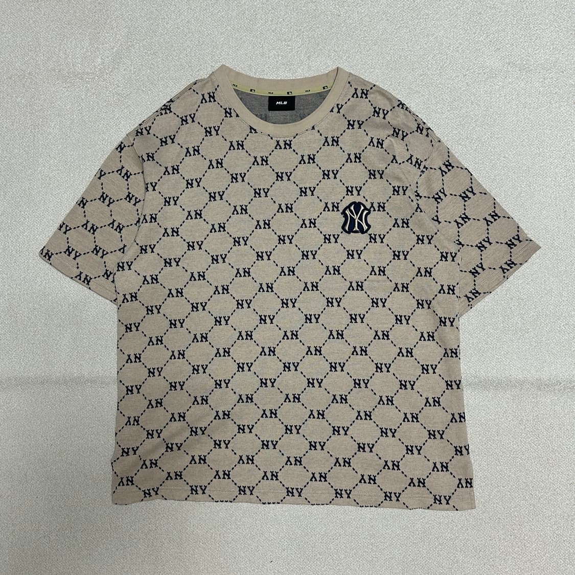 MLB 다이아 모노그램 반팔 티셔츠 상품이미지1