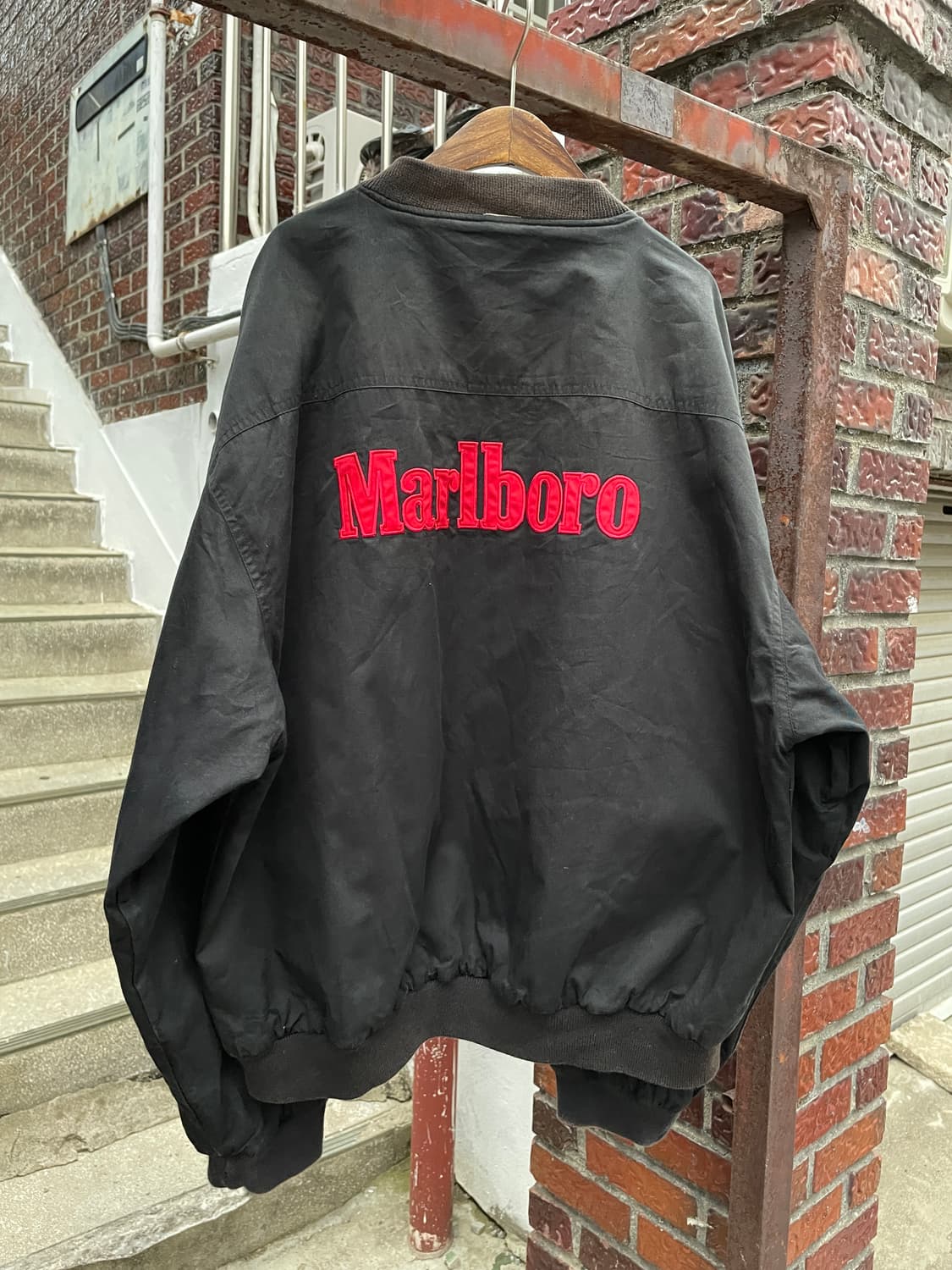 90s Marlboro Reversible Bomber Jacket 상품이미지3