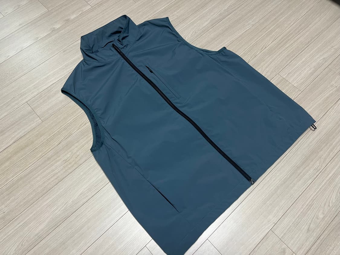 유니클로 윈드블럭 베스트 L 상품이미지1