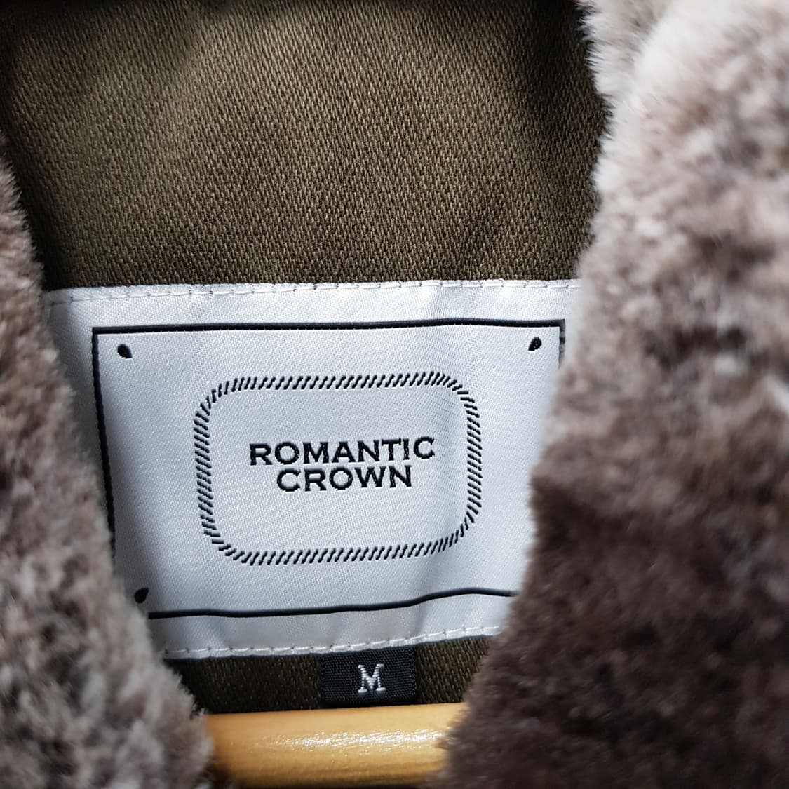 로맨틱크라운 봄버 M사이즈  상품이미지3