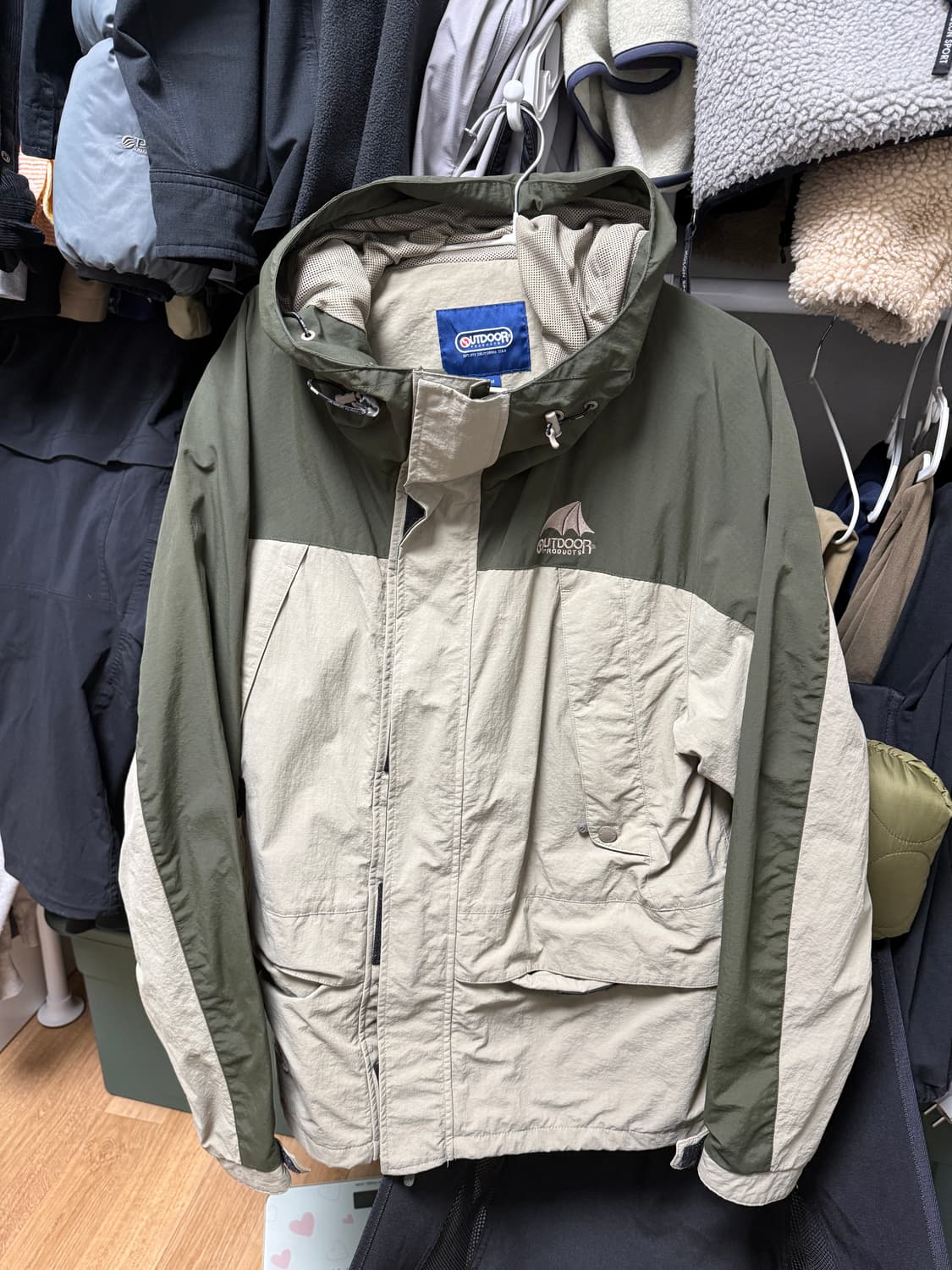 아웃도어 프로덕트 윈드브레이커 105 상품이미지1