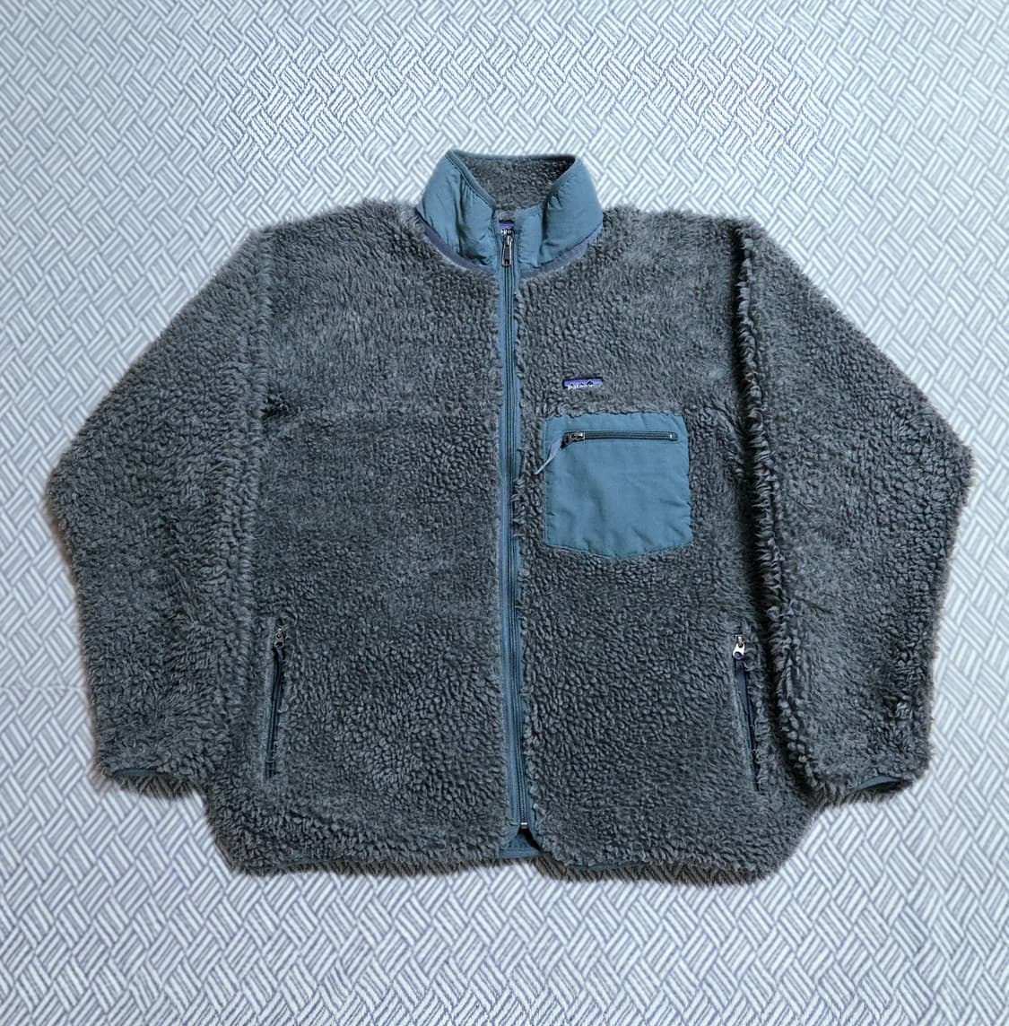 (XL)파타고니아 01s Usa 차콜 딥파일 레트로가디건 상품이미지1