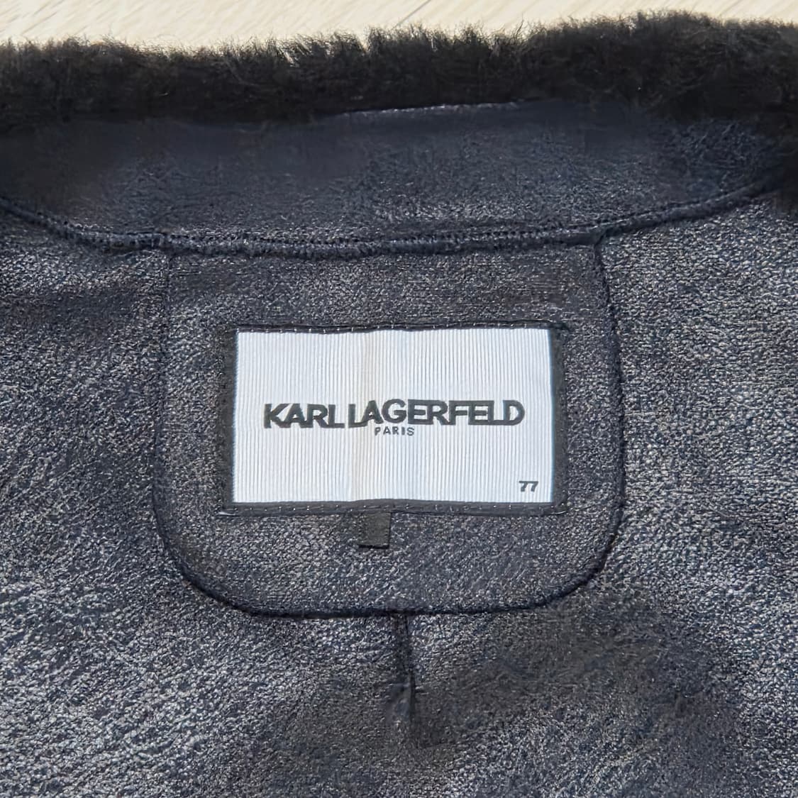 Karl Lagerfeld 칼 라거펠트 블랙 양모 베스트 조끼
 상품이미지5