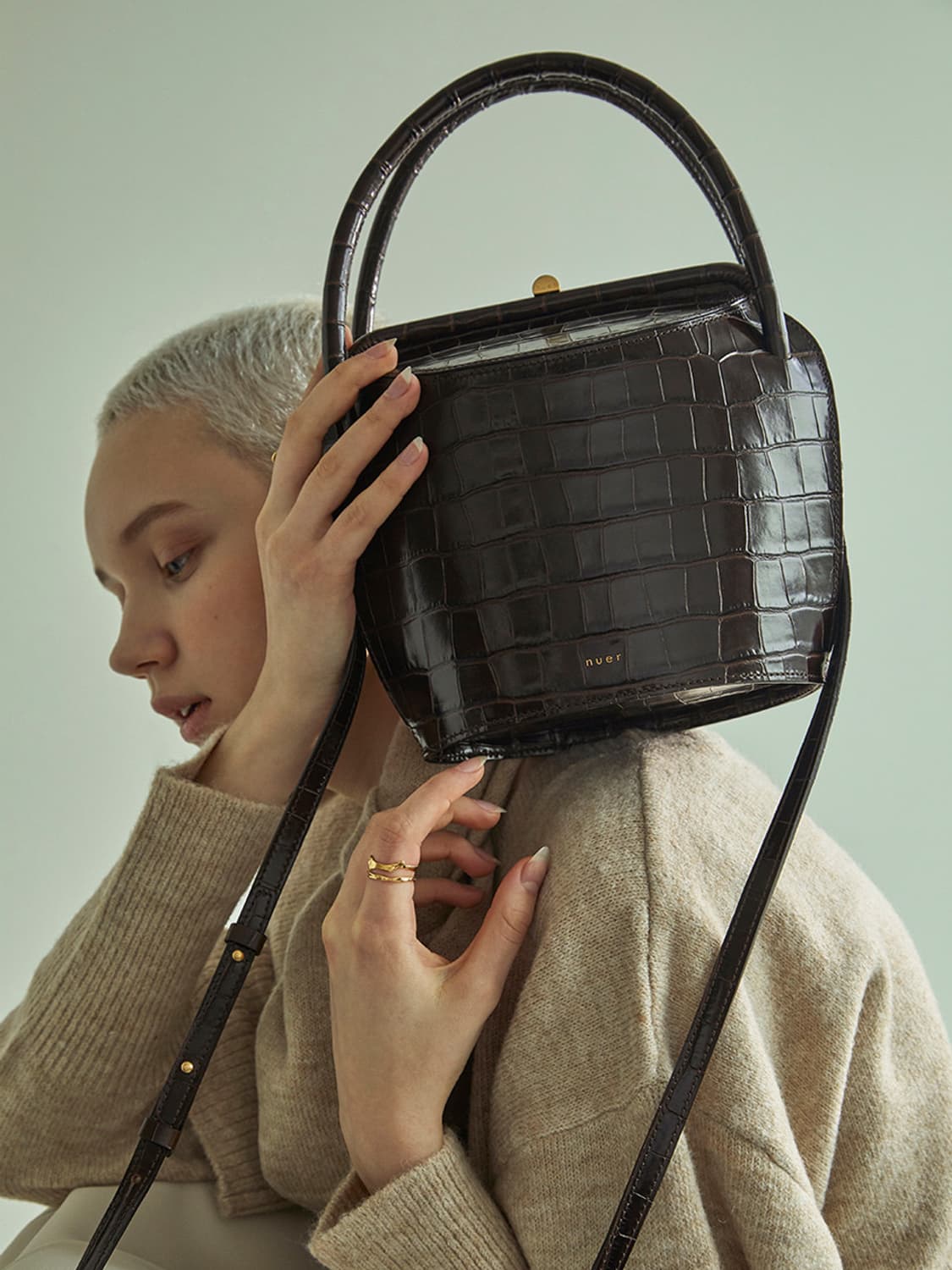 뉴이 페기백 상품이미지1