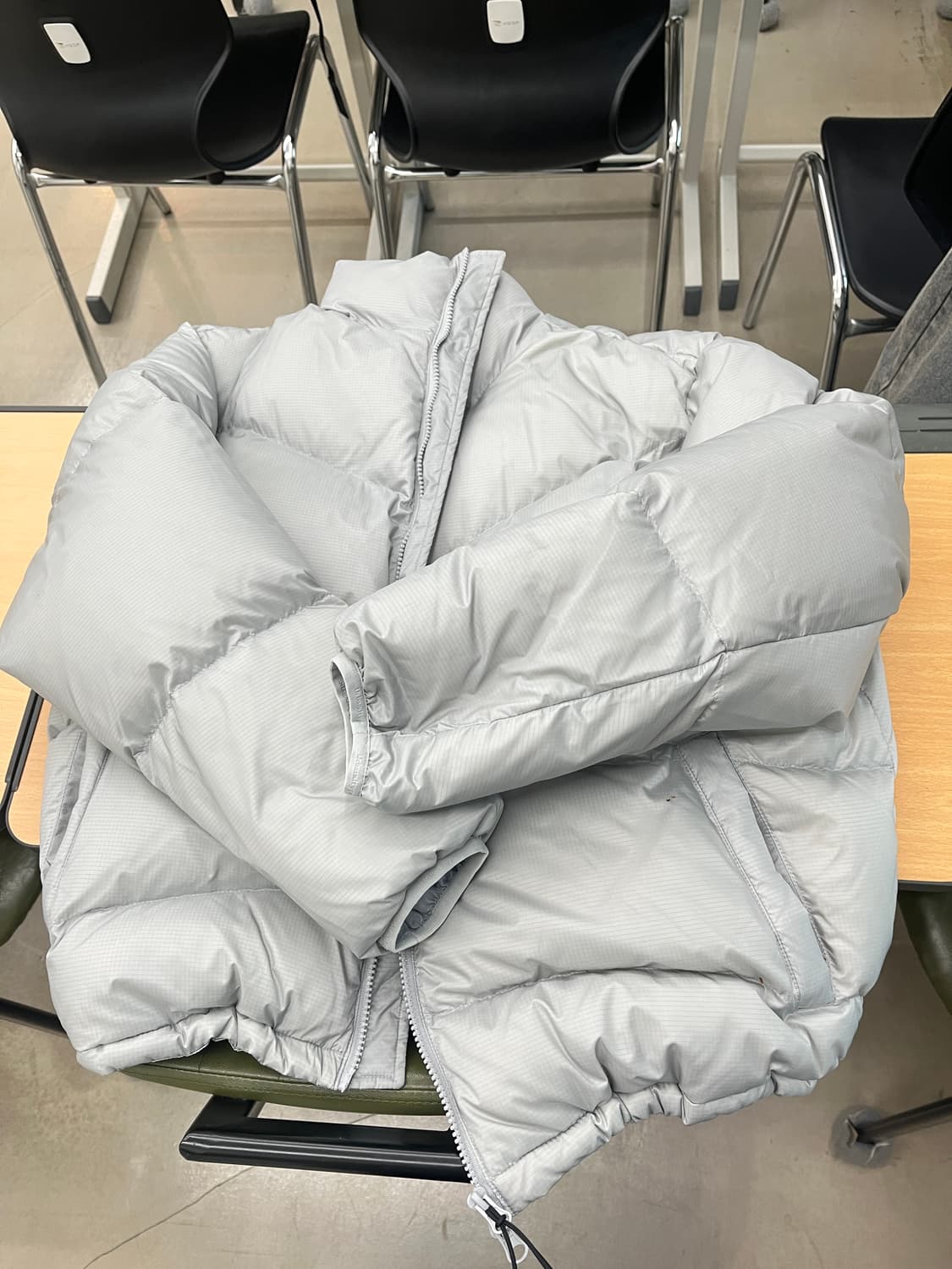 어반디타입 패딩 M사이즈 상품이미지1