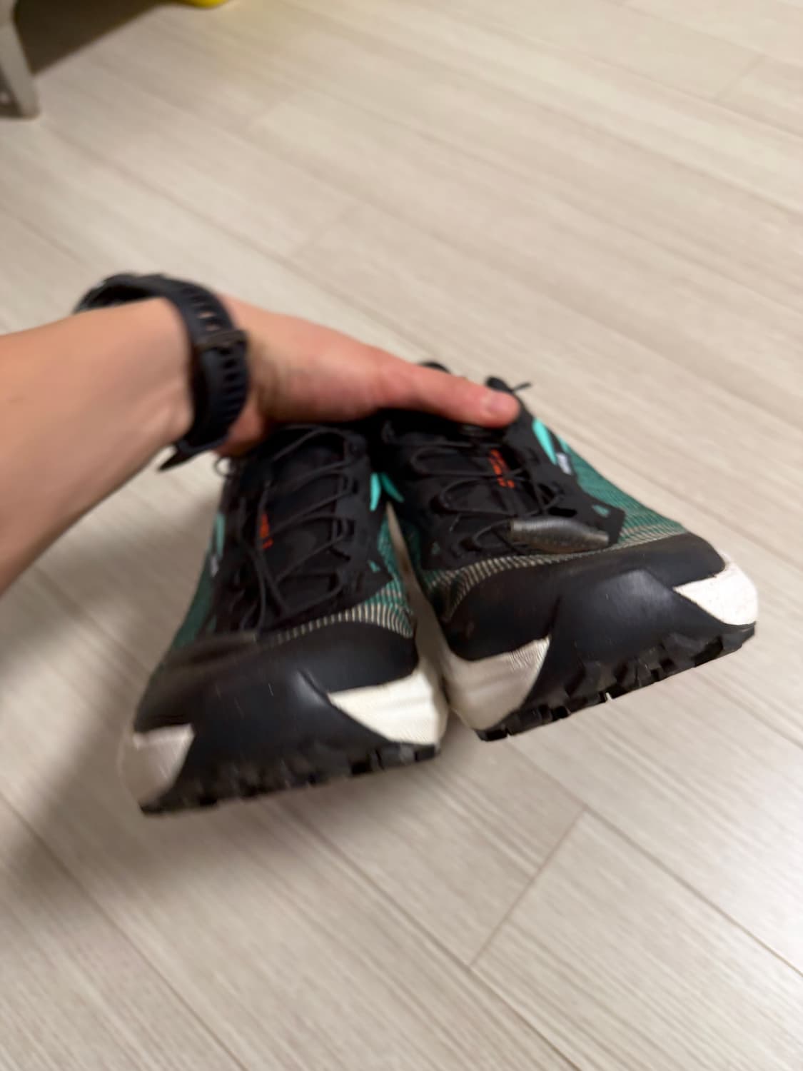 살로몬 제네시스 트레일러닝화 상품이미지5