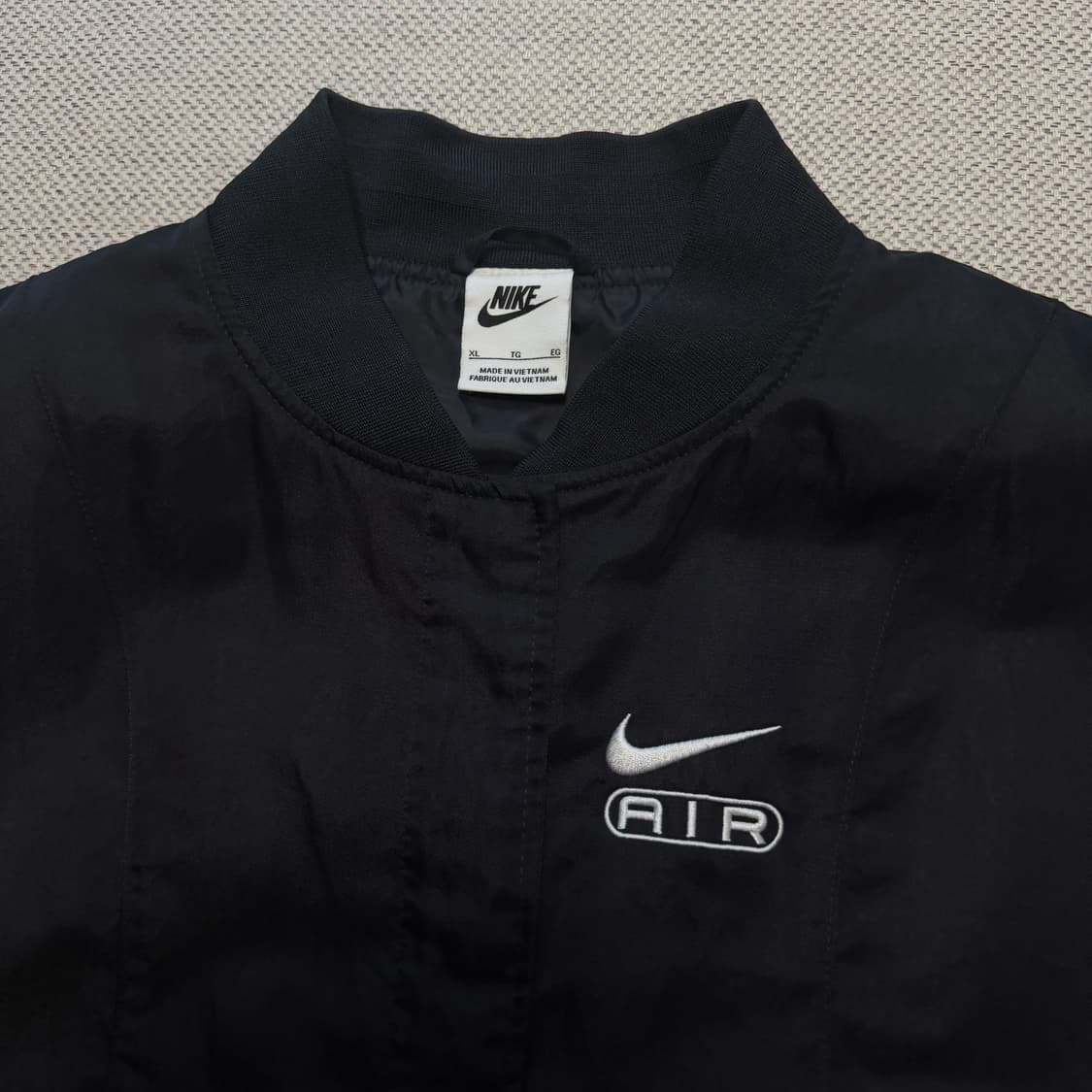 나이키 에어 빅스우시 우븐 봄버자켓 상품이미지4