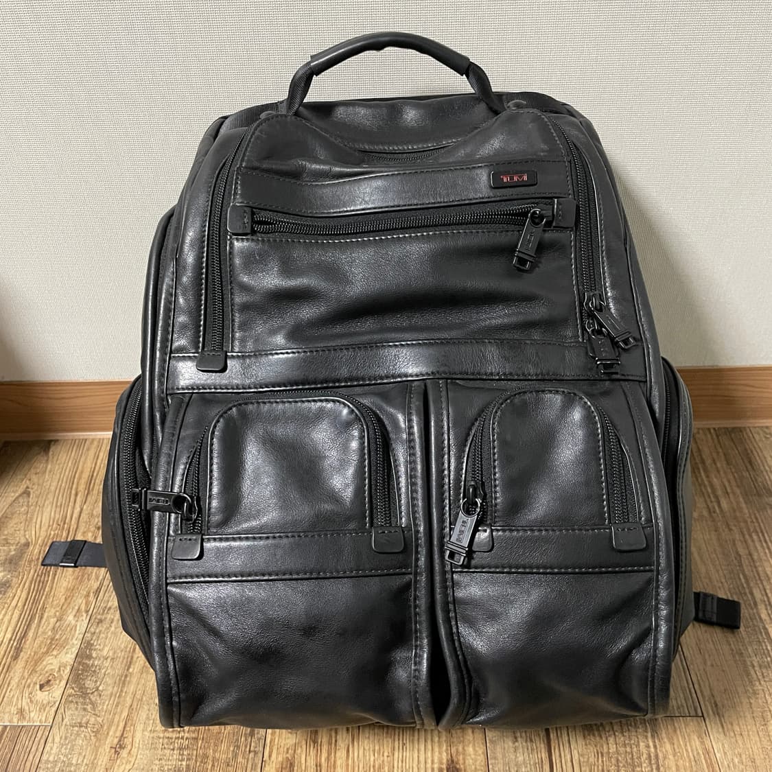 투미 알파 컴팩트 레더백팩 상품이미지7