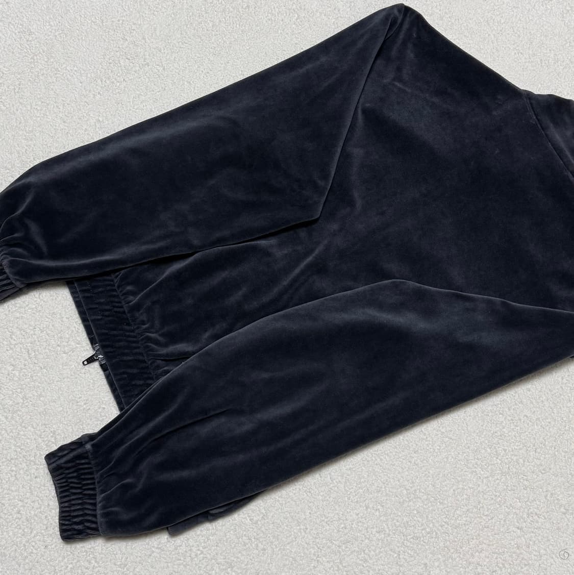 아디다스 벨벳 투웨이 블랙 져지 상품이미지7