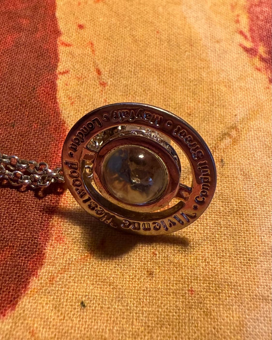 비비안웨스트우드 3d orb 목걸이 상품이미지2