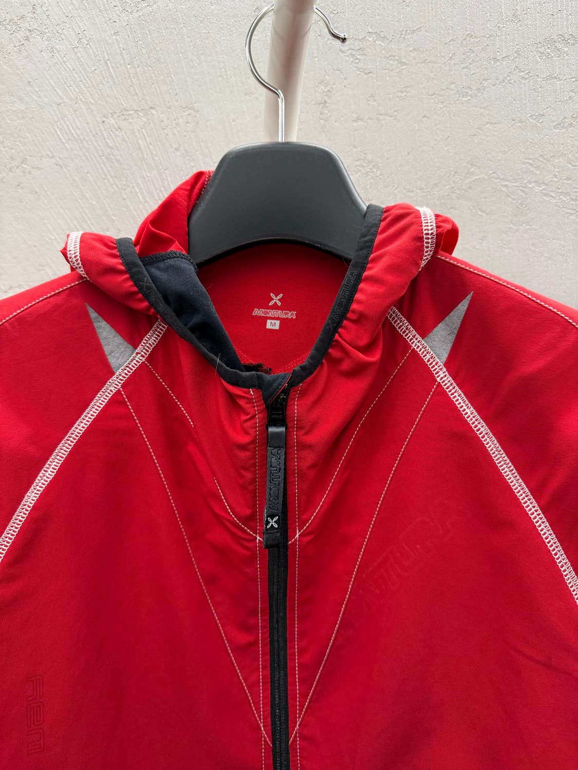 몬츄라 기능성 바람막이 자켓 M 상품이미지3