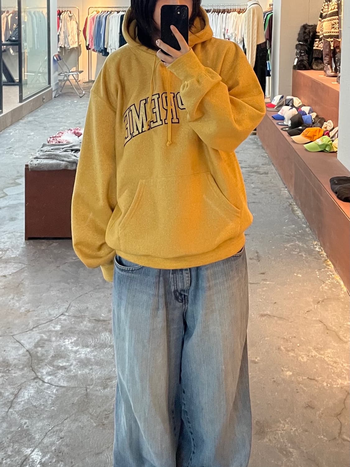 슈프림 23s/s 글리터 아트 스웻 후드티 H780 상품이미지1