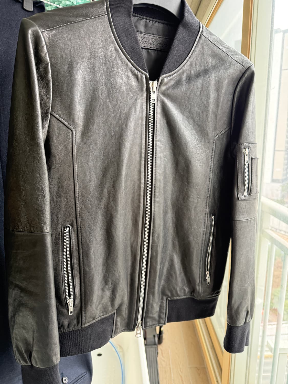 느와르 라르메스 Leather MA-1 46사이즈 상품이미지1