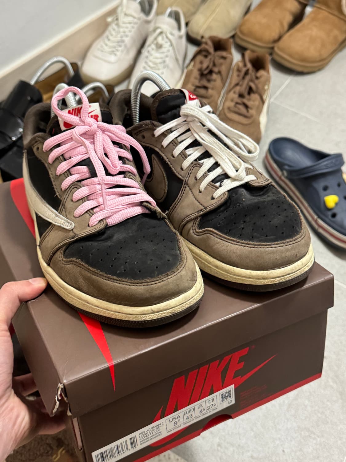 나이키 에어조던1 로우 트래비스 스캇 275 모카 상품이미지1