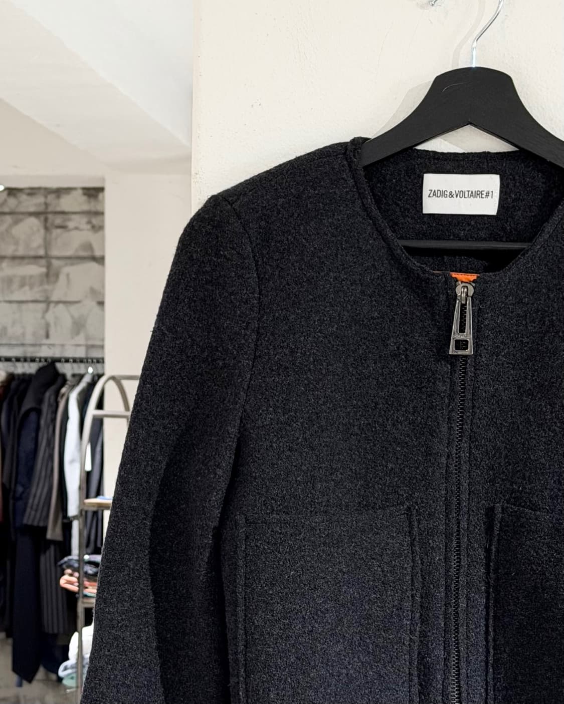 쟈딕앤볼테르 차콜 울 포켓 집업 자켓 상품이미지2