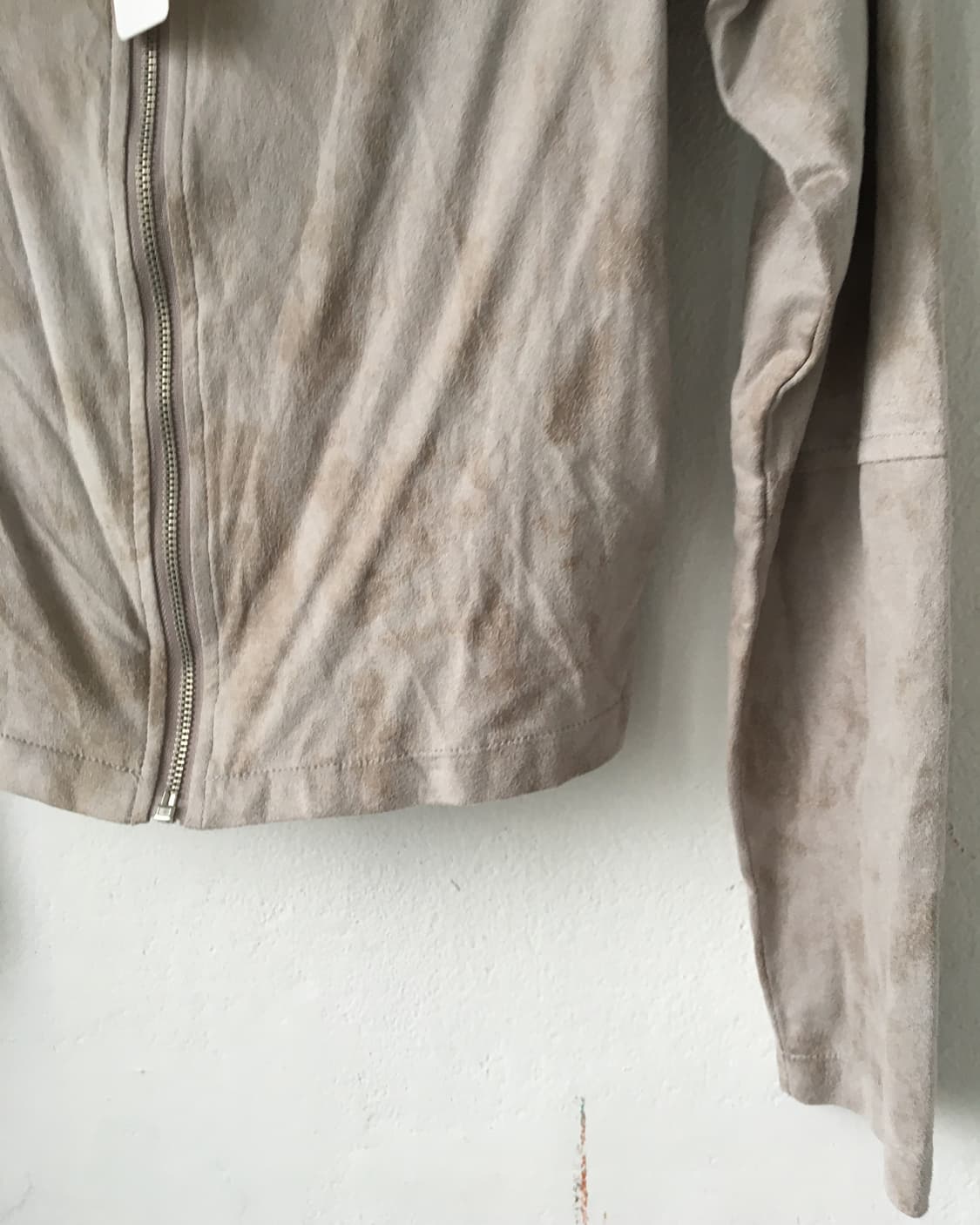 Grunge printing fake suede zip up 상품이미지3