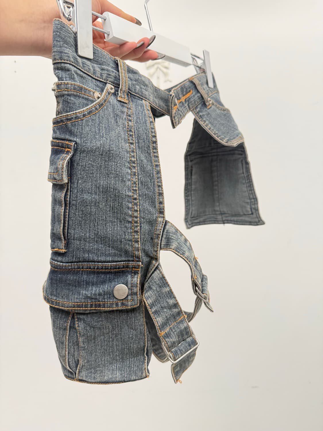 데님 벨트 레그 하네스 스커트 상품이미지5