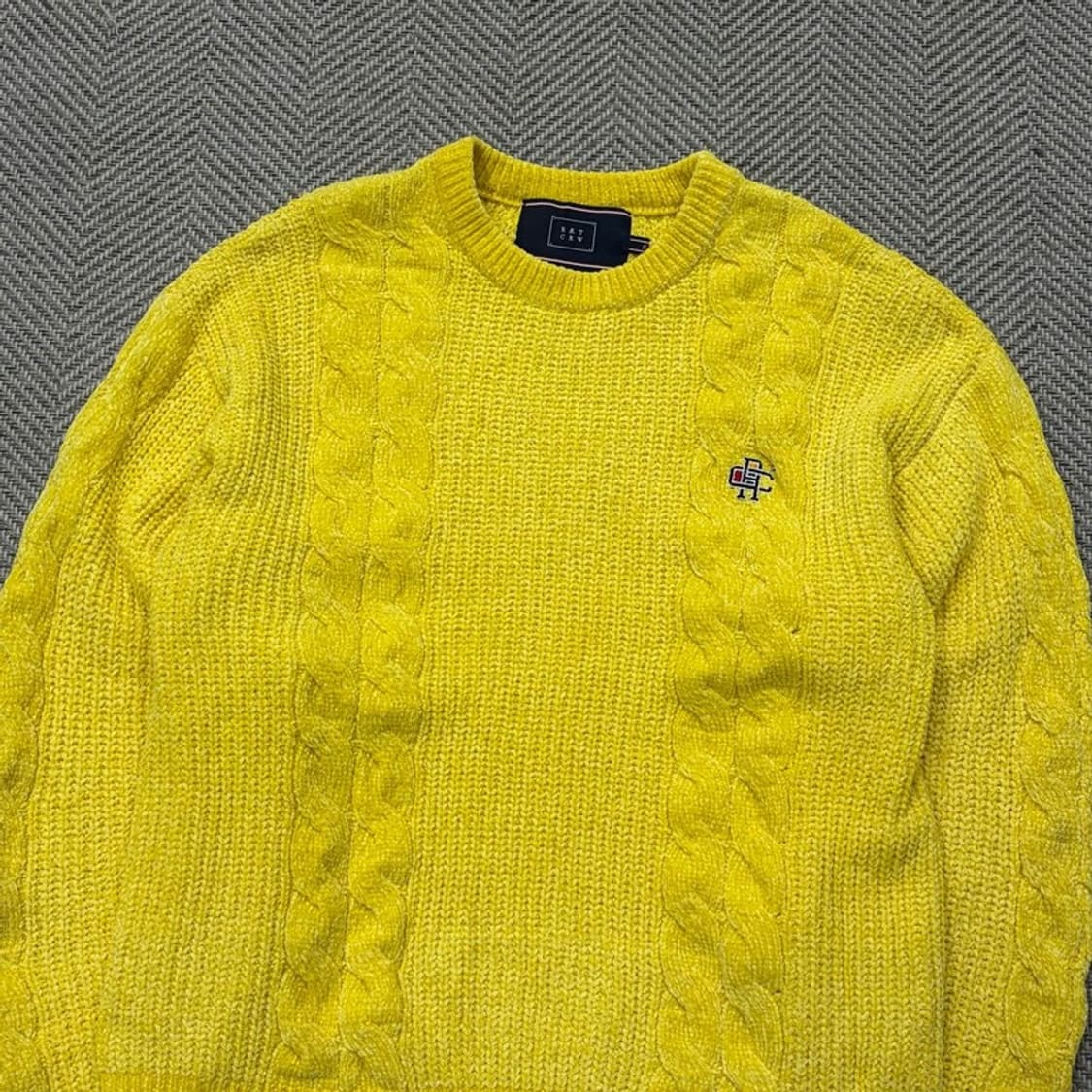 로맨틱크라운 니트 스웨터 v2399 상품이미지3