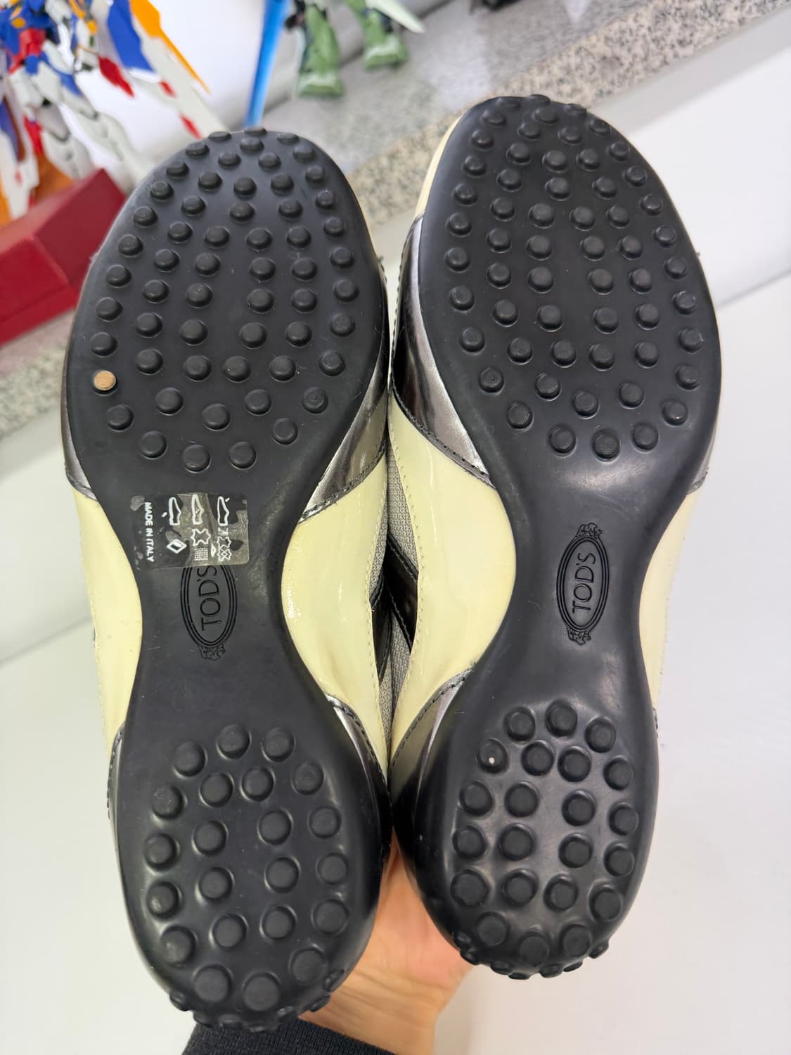 새제품) TODS 토즈 정품 여성 스니커즈 35.5 상품이미지10