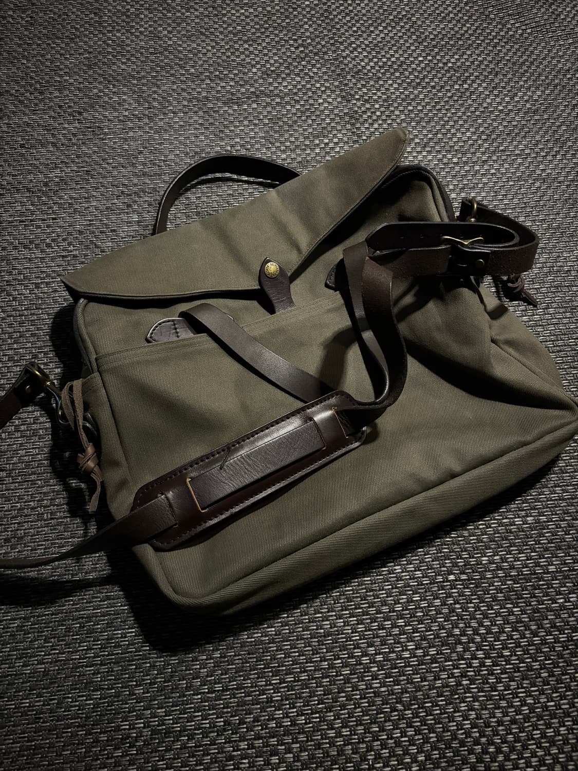 필슨 256 브리프케이스 OTTERGREEN 상품이미지8