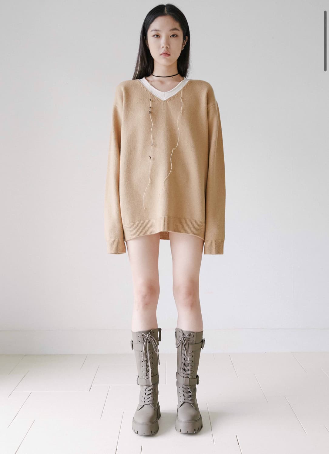 라비드 울 브이넥 레이어드 니트 베이지 (누가영님착용) 상품이미지3