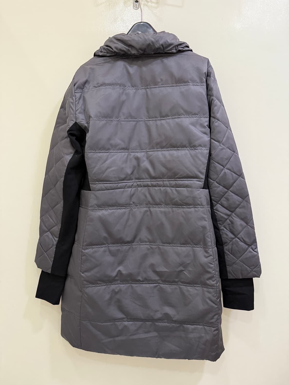 DKNY 덕다운 80% 패딩 정품 상품이미지4