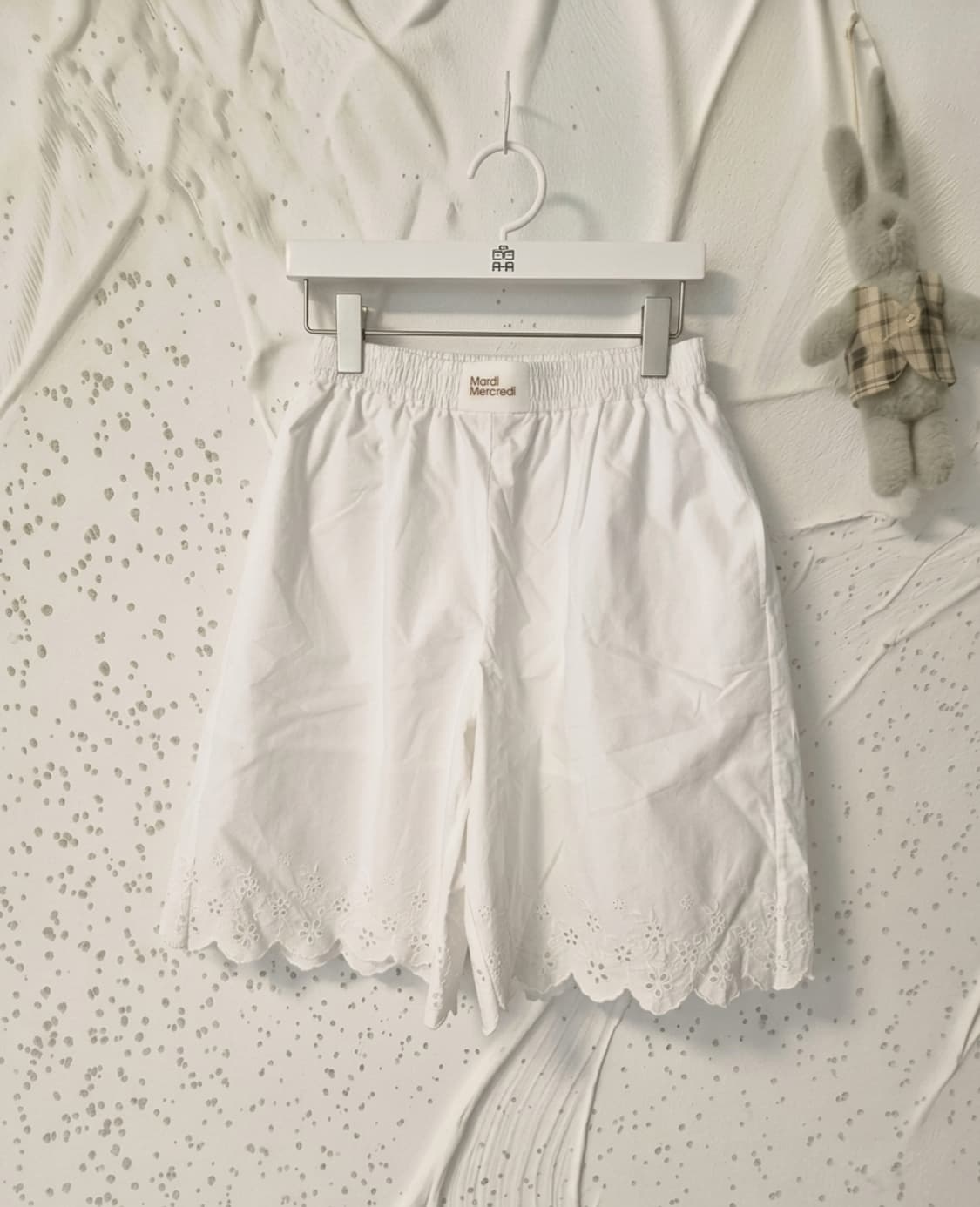 [마르디 메크르디] 자수 펀칭 반바지 (ONE SIZE) 판매합니다! 상품이미지5