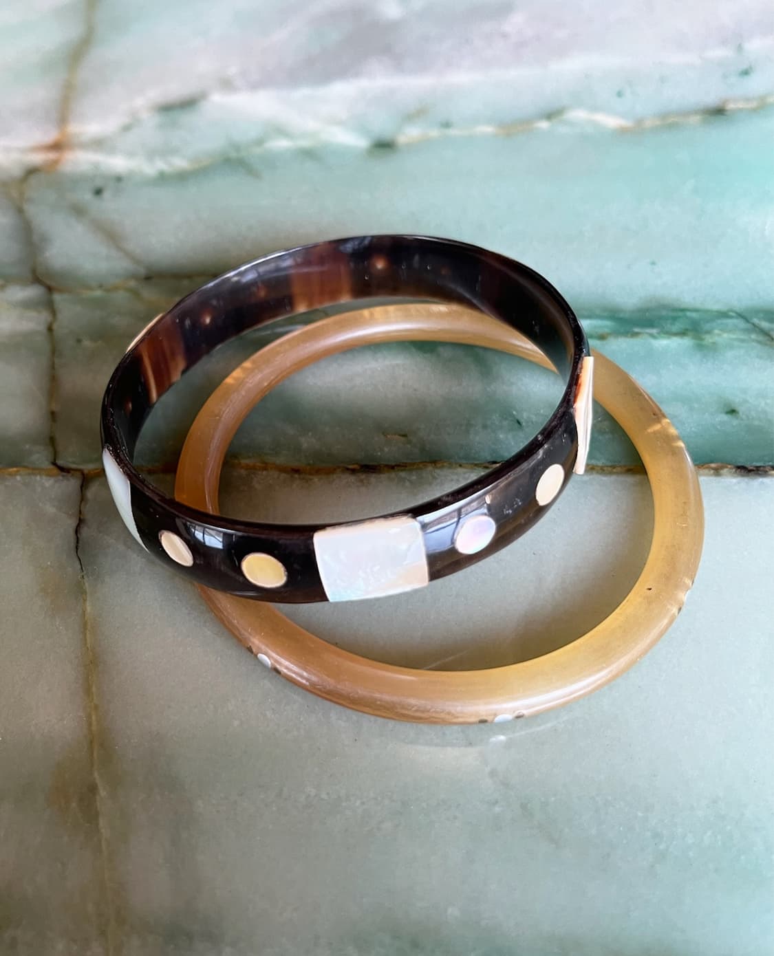 VINTAGE shell detail black+white bracele 상품이미지6