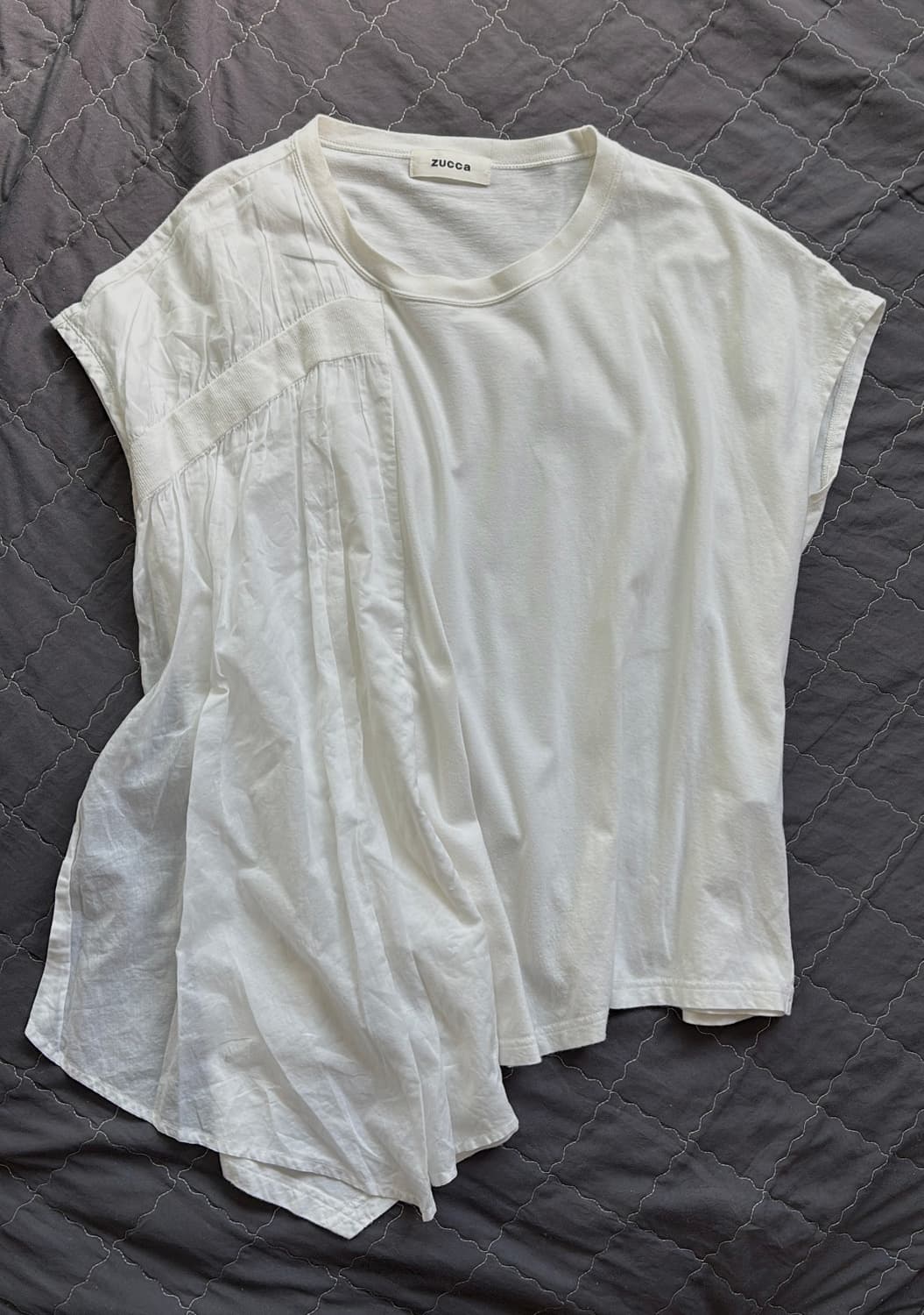 Asymmetric Cut&Sewn Tee 상품이미지2