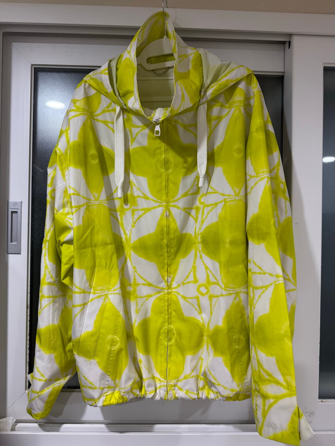 루이비통 시모노그램 시보리 바람막이 상품이미지1