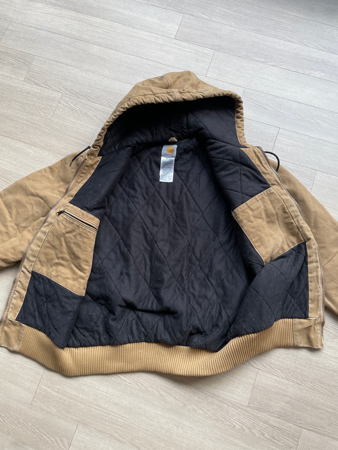 칼하트 j130 CML 카멜 액티브 자켓 샌드스톤 상품이미지6