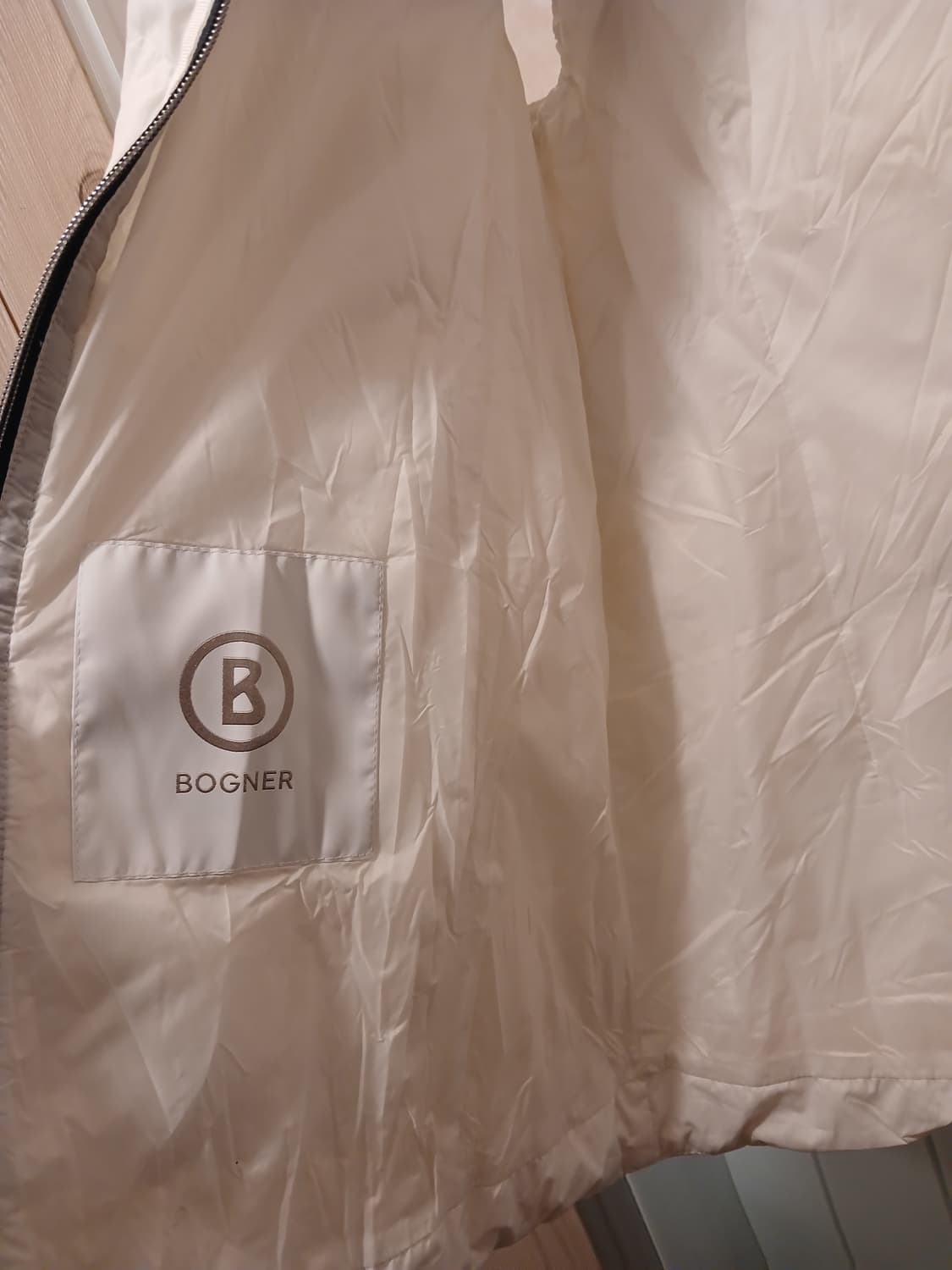 보그너 정품 여성 패딩 조끼 95 ~ 100 사이즈 상품이미지3