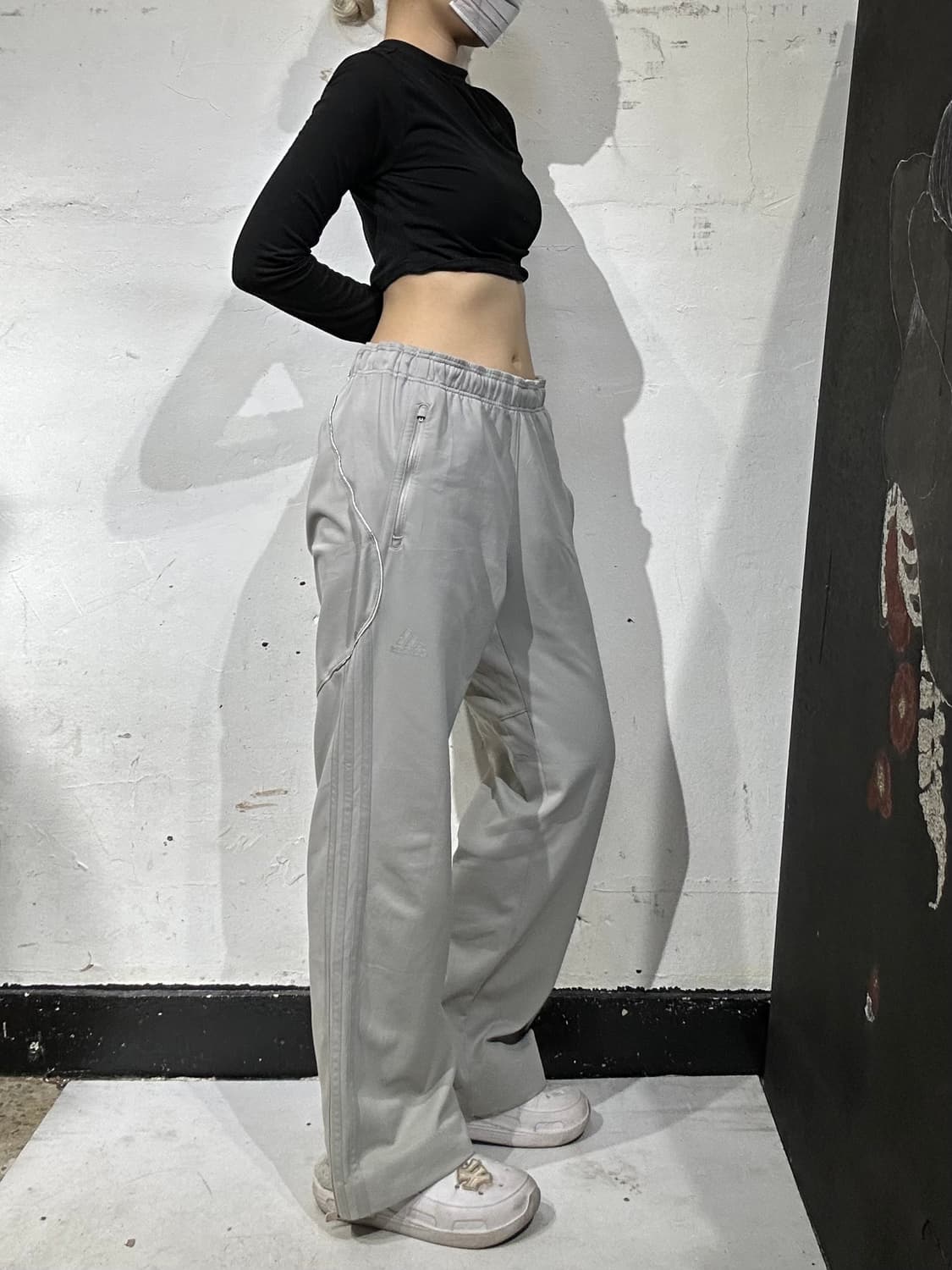 아디다스 와이드 라이트 그레이 트레이닝 팬츠 추리닝 바지 M 상품이미지1