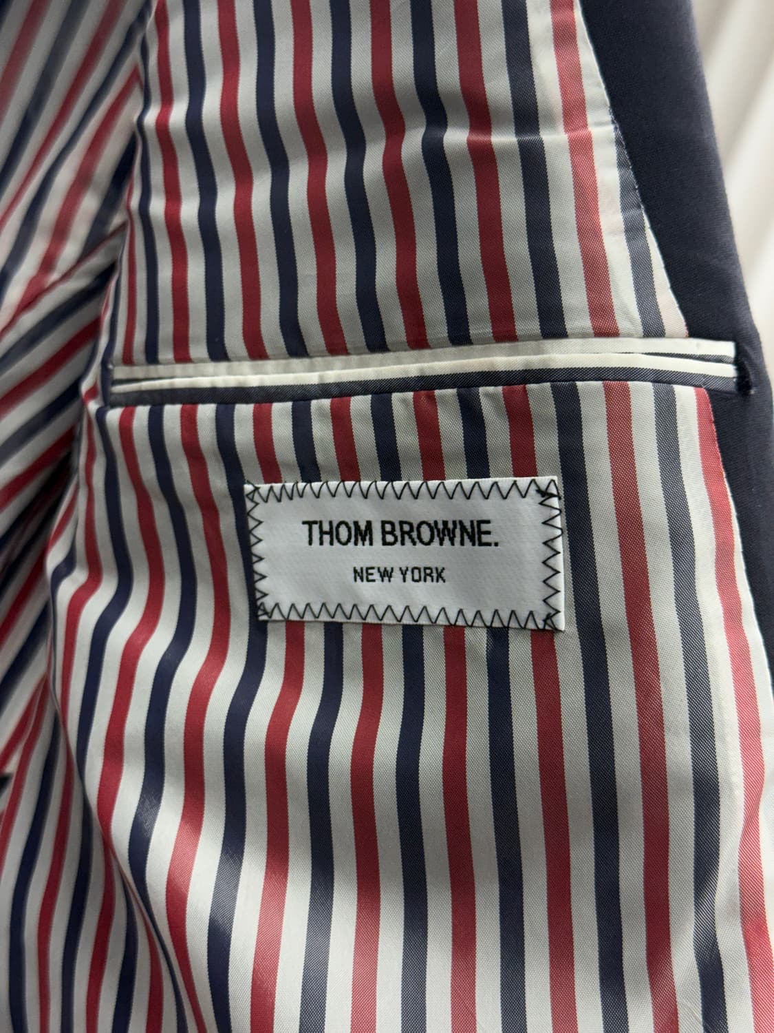 [4] 톰브라운 사선완장 울 블레이저 자켓 상품이미지7